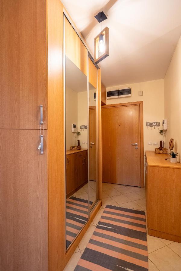 Premium Comfy 2Bdr Apt - Free Parking - Fast Wi-Fi Sofia Exterior foto
